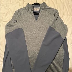 Under Armour pullover